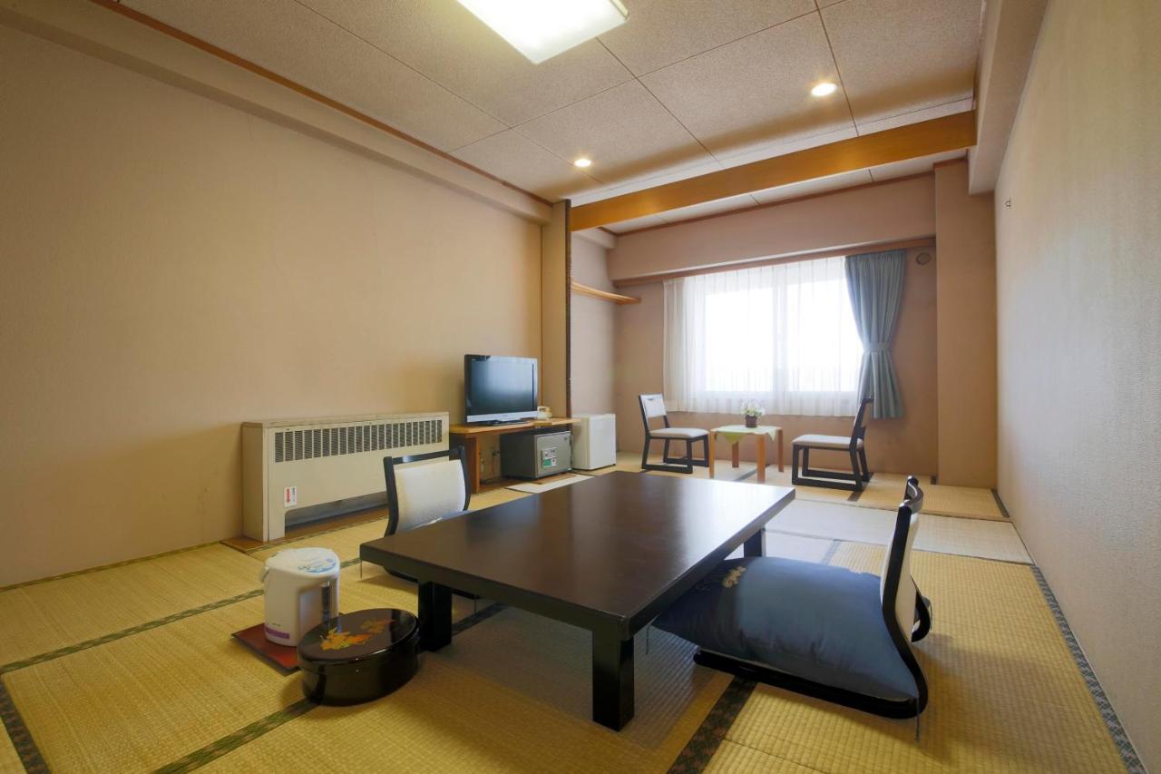 Shiga Park Hotel Yamanouchi  Room photo